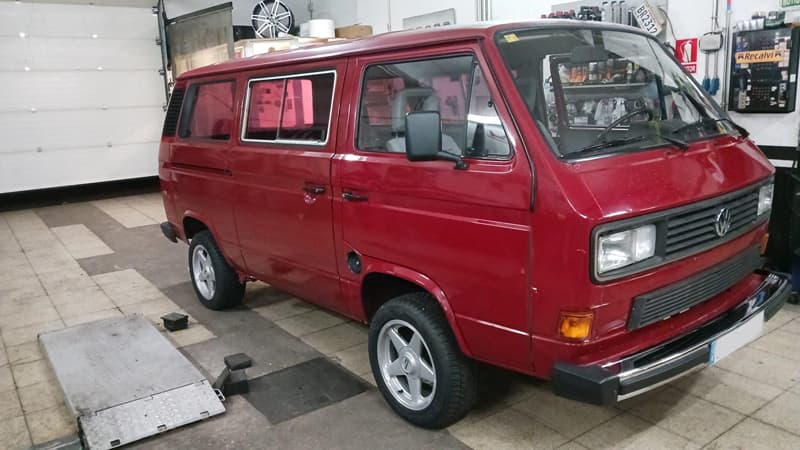  FDF Motor, taller mecánico en O Barco de Valdeorras