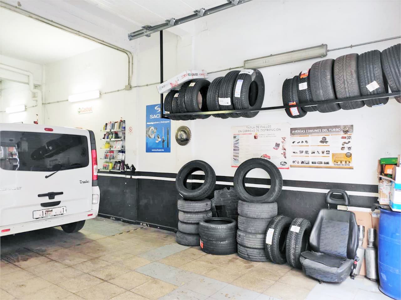  FDF Motor, taller mecánico en O Barco de Valdeorras